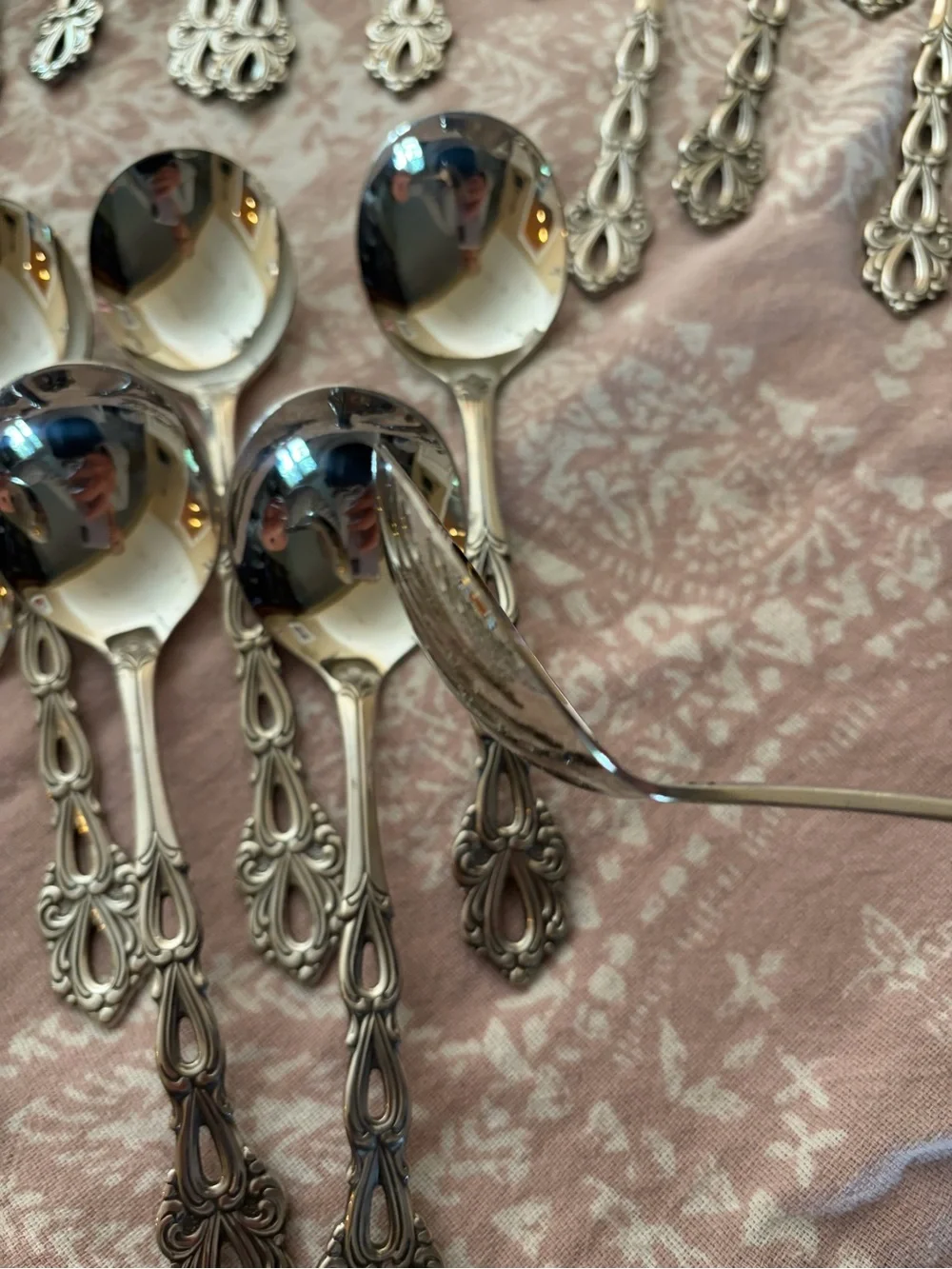 Oneida Community Chandelier Pattern Stainless Vintage Flatware Set